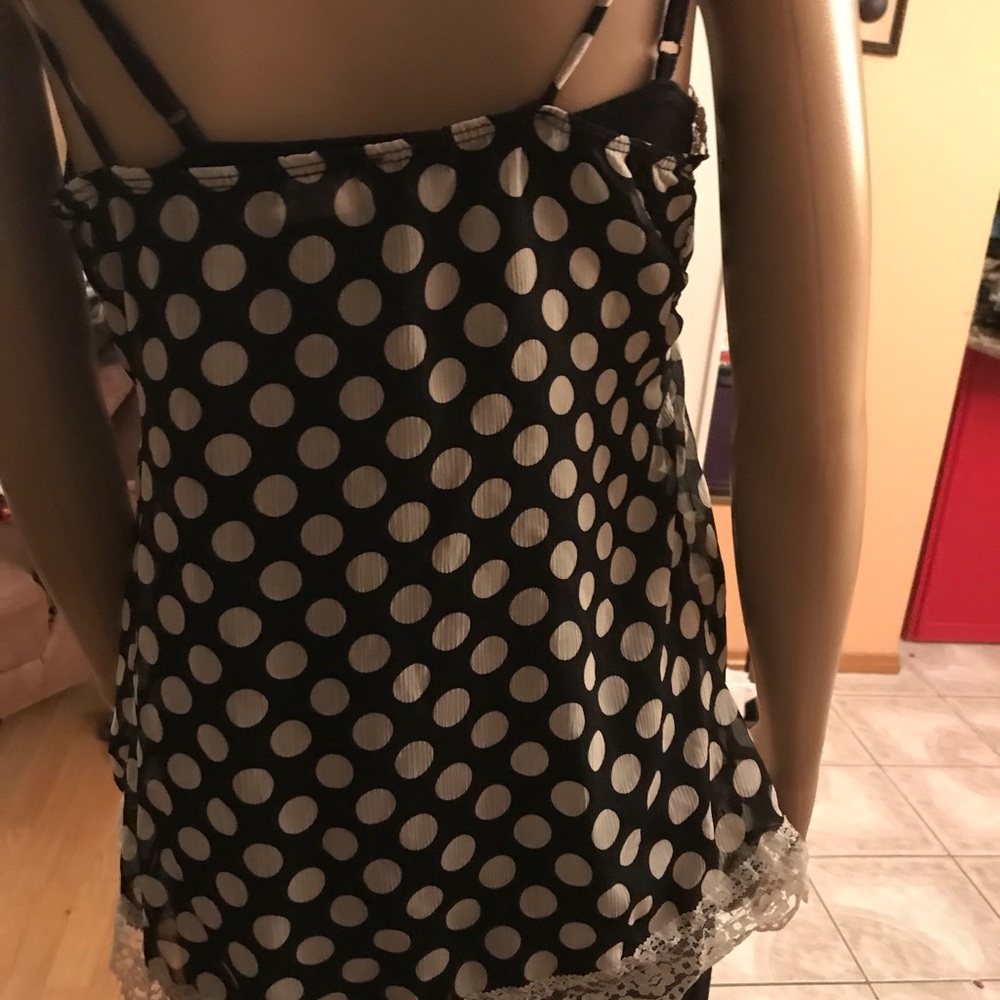 Top - Picture 2 of 4